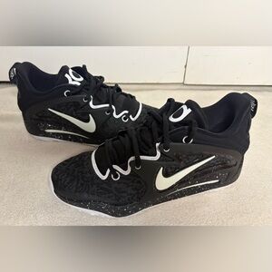 Men’s Size 9 Nike KD 15 TB Team Basketball Shoe Black/White Speckle DO9826-002